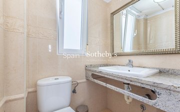 Property slide 25