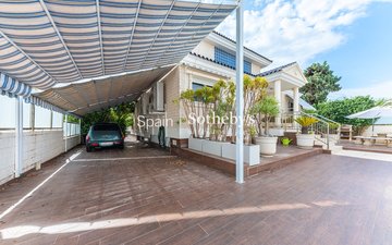 Property slide 35