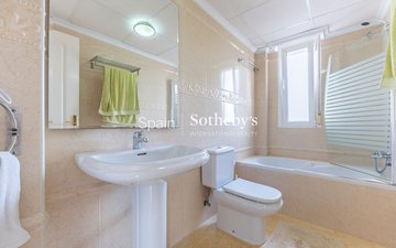 Property slide 24