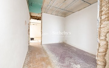 Property slide 9