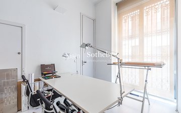 Property slide 21