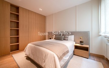 Property slide 22