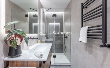 Property slide 34