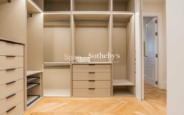 Property slide 25