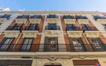 Property slide 24