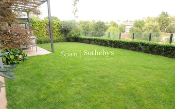 Property slide 46