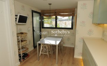 Property slide 5