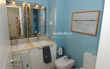 Property slide 16
