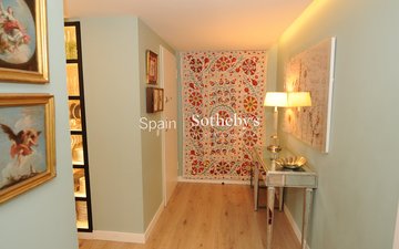 Property slide 32