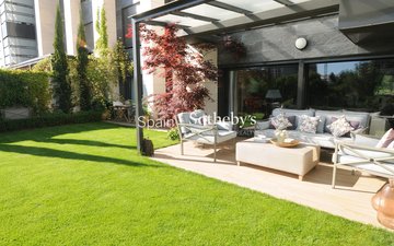Property slide 52