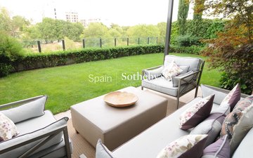 Property slide 40
