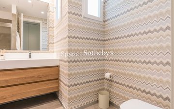 Property slide 42
