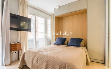 Property slide 22