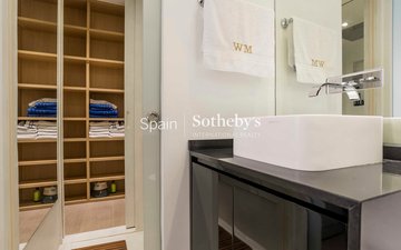 Property slide 30