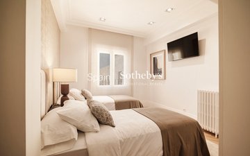 Property slide 31