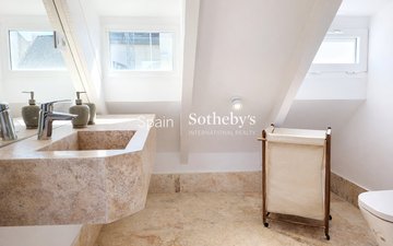 Property slide 18