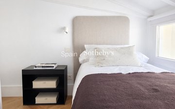 Property slide 21