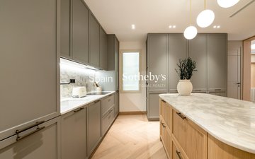 Property slide 10
