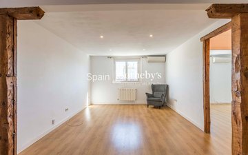 Property slide 22