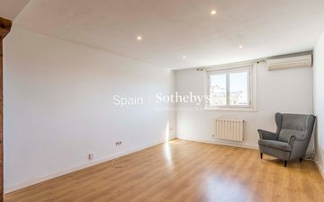 Property slide 23