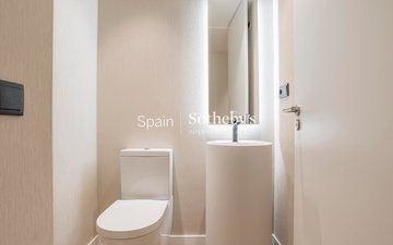 Property slide 25