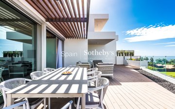 Property slide 22