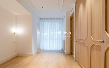 Property slide 50