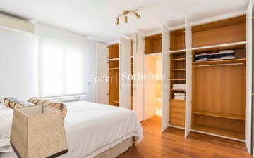 Property slide 31