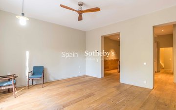 Property slide 4