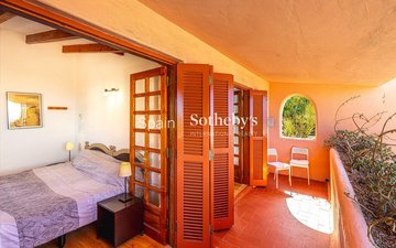 Property slide 14