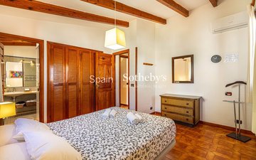 Property slide 22