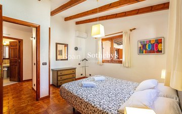 Property slide 25