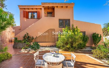 Property slide 39