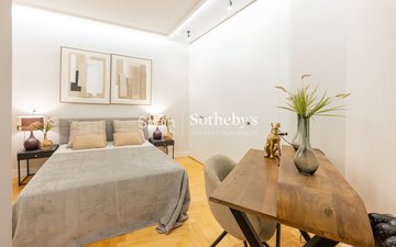 Property slide 22