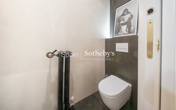 Property slide 24