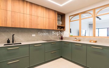 Property slide 11