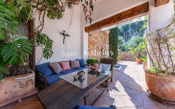 Property slide 19