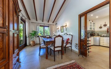 Property slide 25