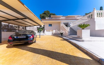 Property slide 35