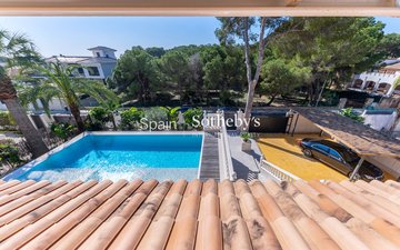Property slide 40