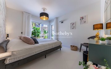 Property slide 36