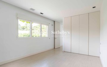 Property slide 37