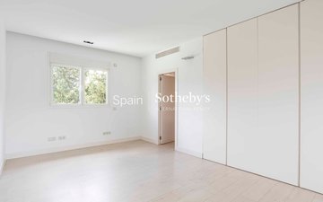 Property slide 39