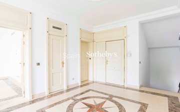 Property slide 40