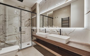 Property slide 20