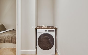 Property slide 22