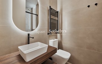 Property slide 25