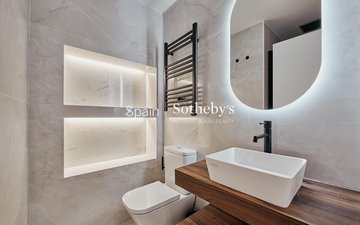 Property slide 22