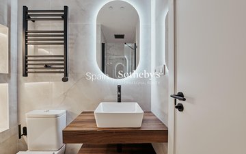 Property slide 20