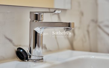 Property slide 21